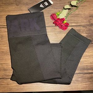 IVY PARK CIRCULAR KNIT 3-STRIPES TIGHTS SM